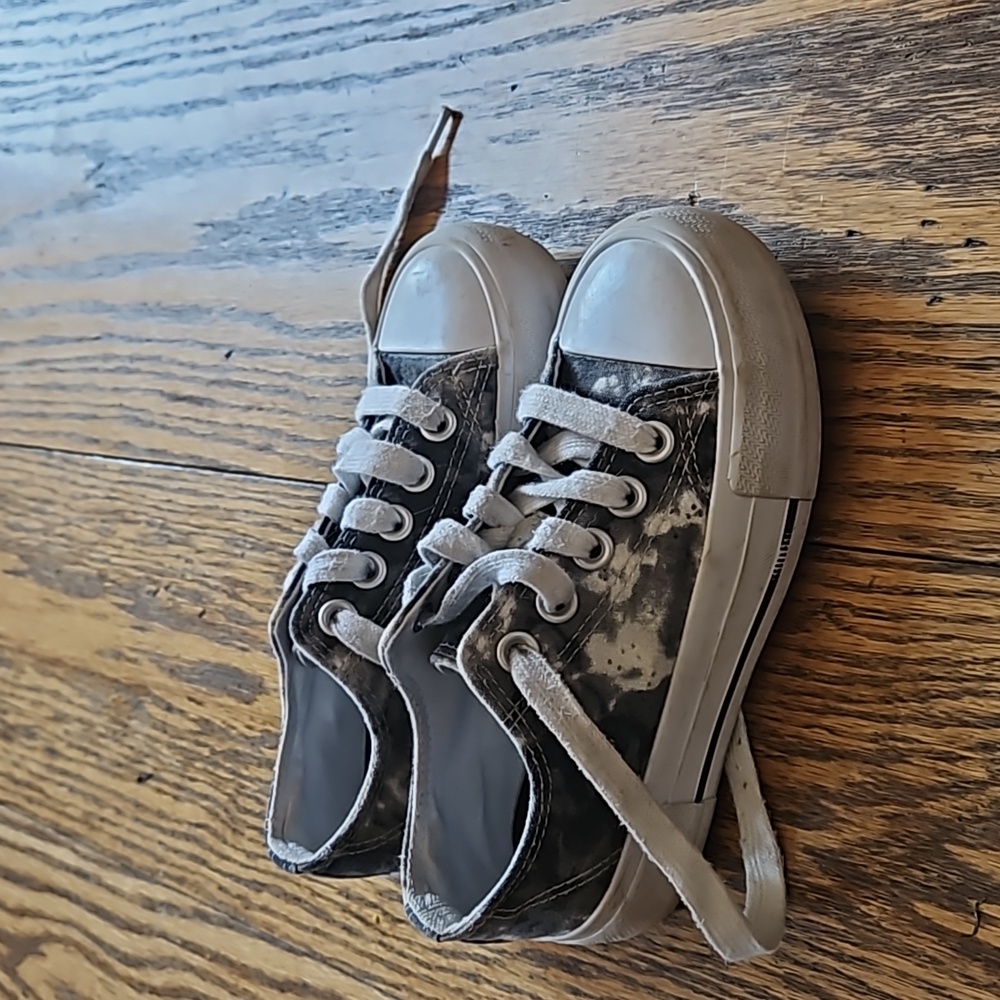 Wonder Nation shoes